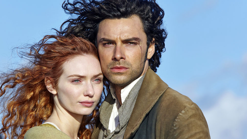 Glumci Aidana Turnera i Eleanor Tomlinson u ulogama Rossa i Demelze Poldark u britanskoj dramskoj seriji Poldark.